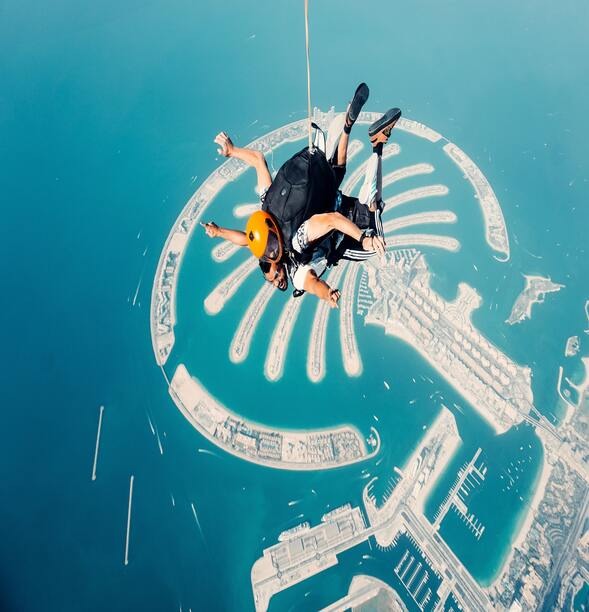 Sky Dive in Dubai by Instasky Tourism